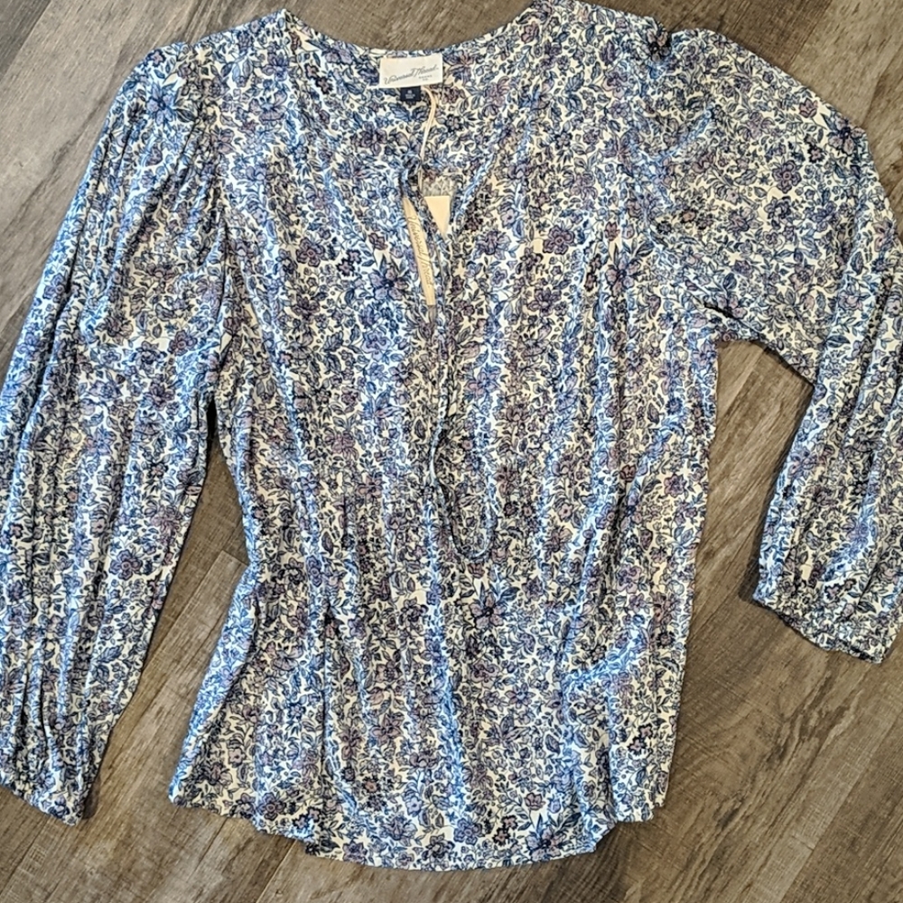 NWT! Floral Tunic